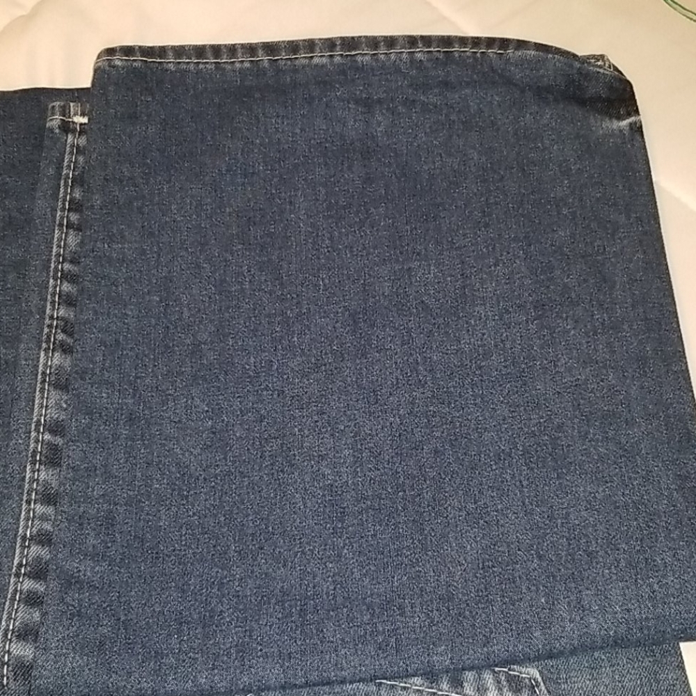 Men Jean - Picture 2 of 4